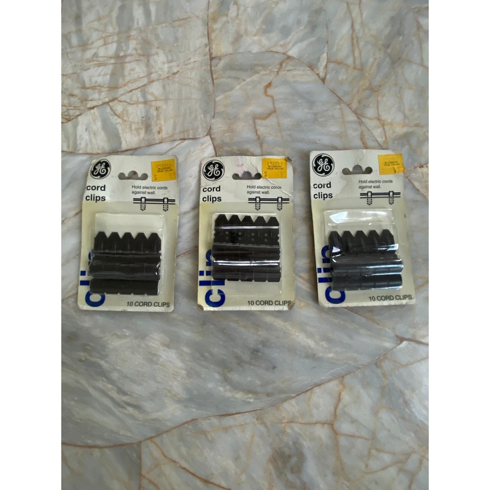Vintage GE Cord Clips 1977 Black Plastic Baseboard Wire Organizers Lot of 30